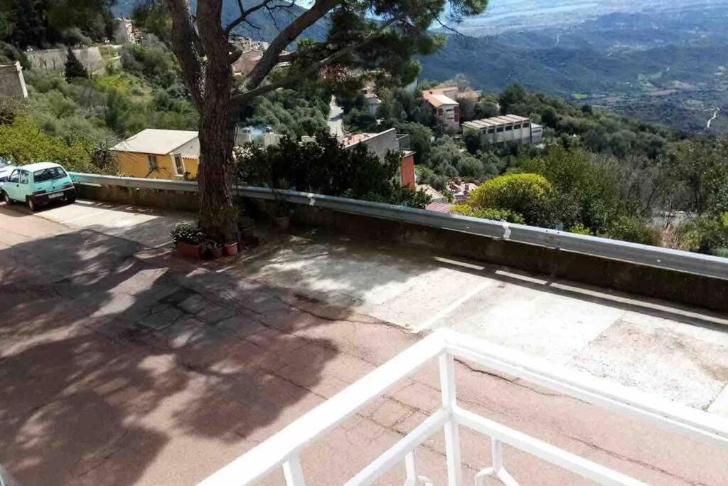 Апартаменты Montecolcau Panoramic View Бауней Экстерьер фото
